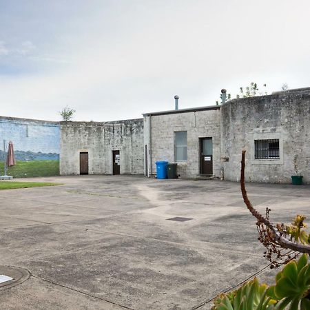 The Old Mount Gambier Gaol Hotel Bagian luar foto