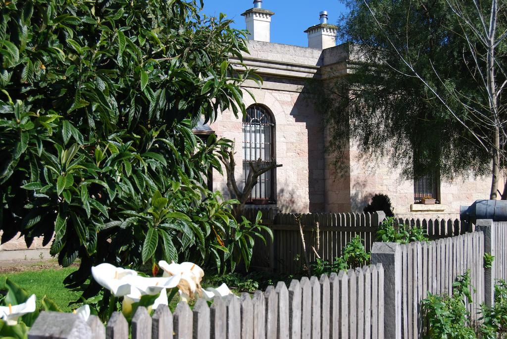 The Old Mount Gambier Gaol Hotel Bagian luar foto